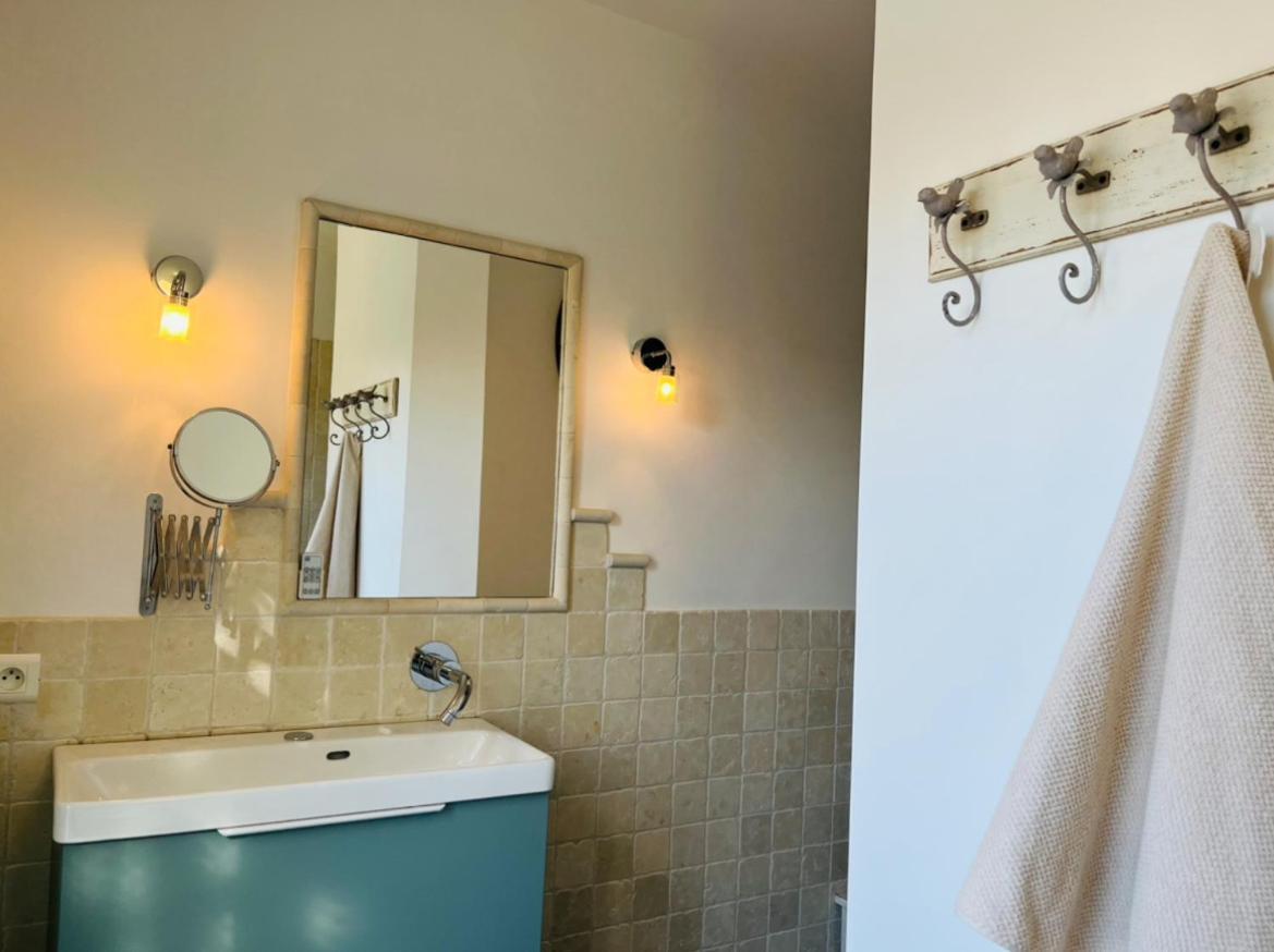 Apartmán Proche Avignon Au Calme Les Angles  Exteriér fotografie